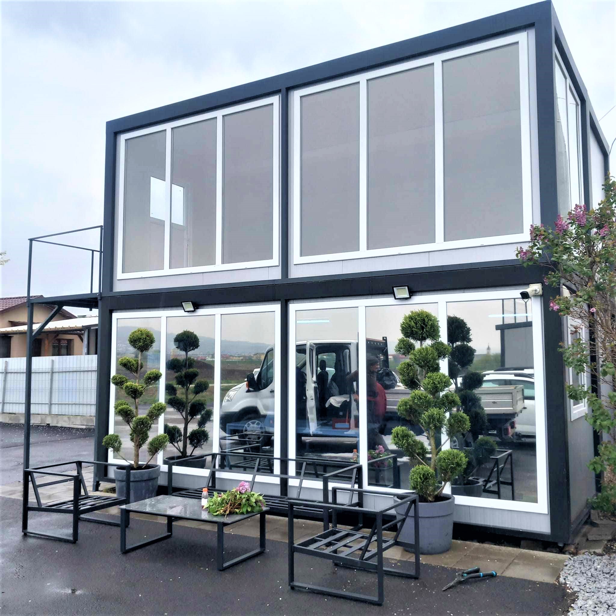 container supraetajat